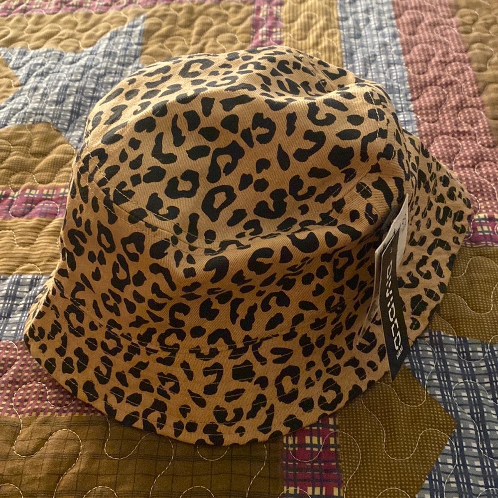 Brand New! Divided H&M Hat - Picture 1 of 5